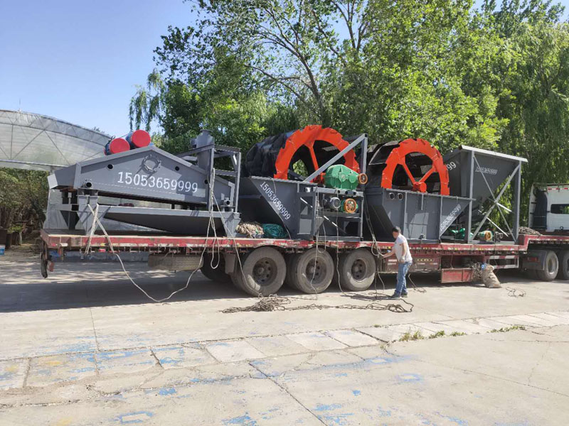 大型移動洗沙機(jī) 大型移動洗沙機(jī)