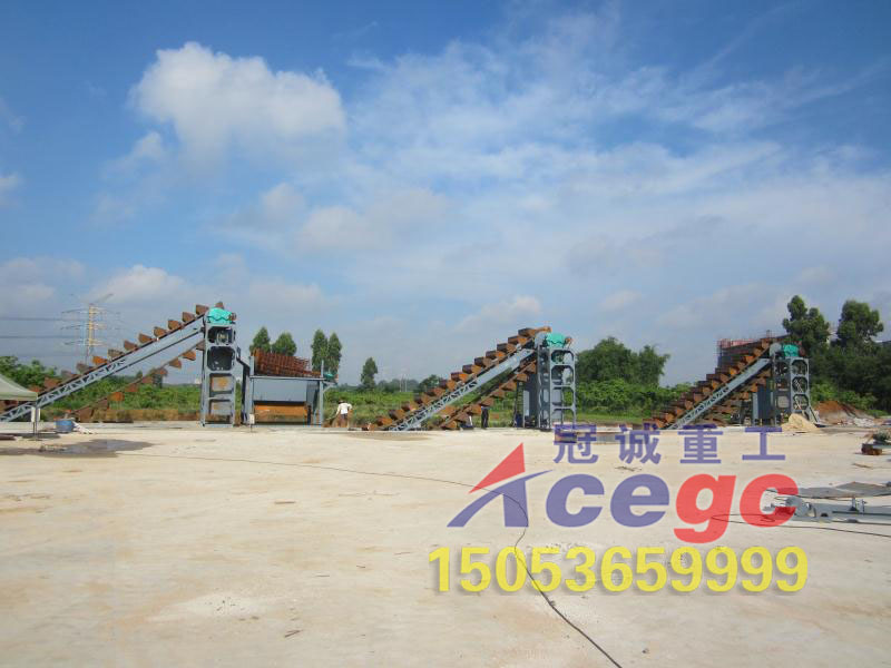 寧波鏈斗式洗沙設(shè)備現(xiàn)場 寧波鏈斗式洗沙設(shè)備現(xiàn)場