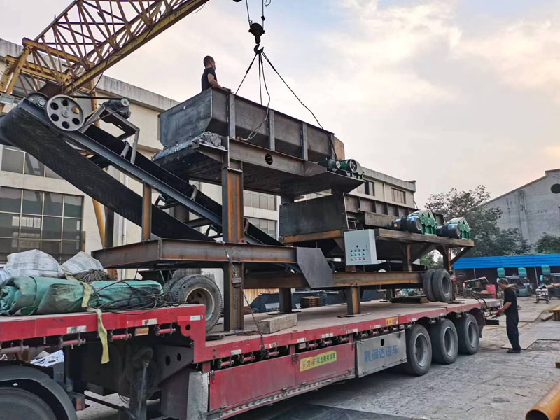 洗砂泥石分離機(jī)廠家發(fā)貨現(xiàn)場 洗砂泥石分離機(jī)廠家發(fā)貨現(xiàn)場