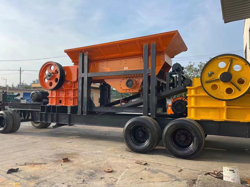 移動(dòng)破碎站在湖北現(xiàn)場 移動(dòng)破碎站在湖北現(xiàn)場
