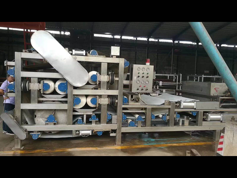 帶式壓濾機-污水處理 帶式壓濾機-污水處理