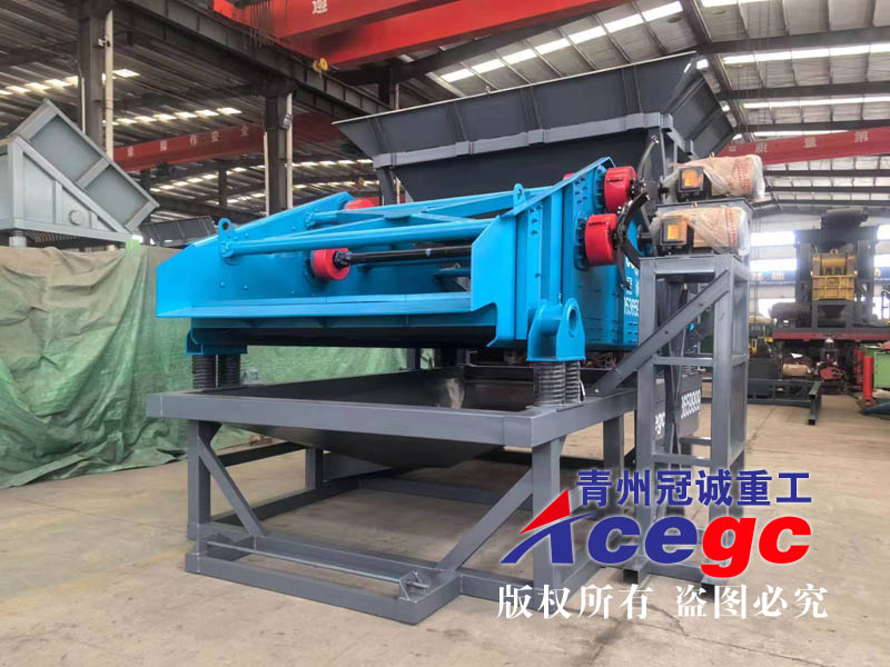 200-300噸振動洗砂機(jī) 200-300噸振動洗砂機(jī)