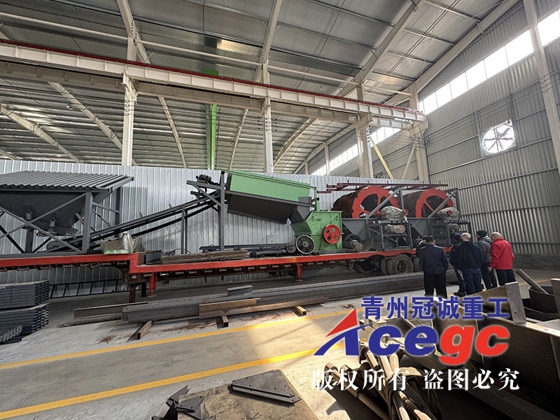 移動(dòng)式破碎制砂洗砂機(jī) 移動(dòng)式破碎制砂洗砂機(jī)